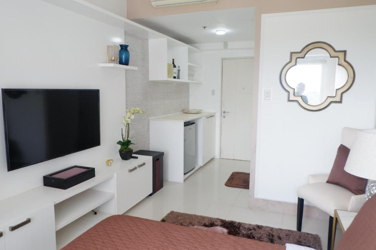 Sm Wind Residences Tower 2 Unit 342 Tagaytay City Buitenkant foto